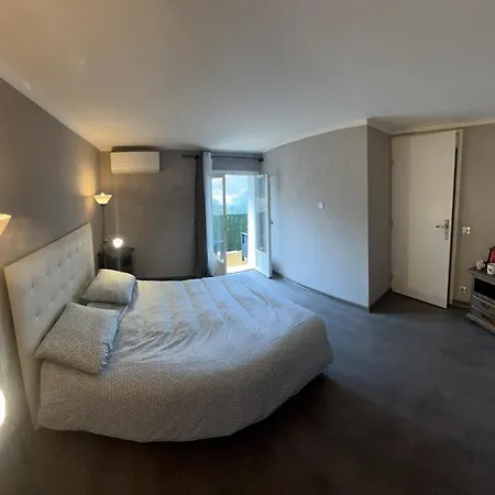 Charmante Maison Climatise Avec Netflix Et Disney Plus Touet-de-l'Escarene Exterior photo